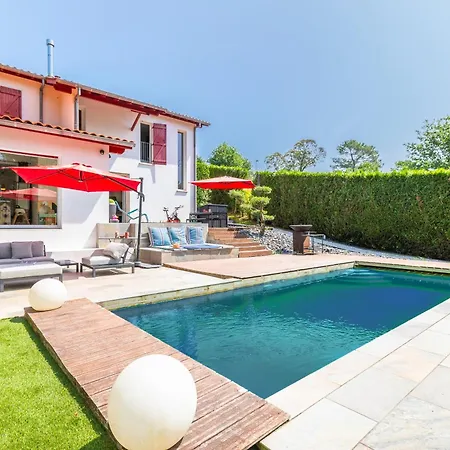 Basoa - Calme, Jardin & Piscine A 10 Min Des Plages Casa vacanze Bassussarry